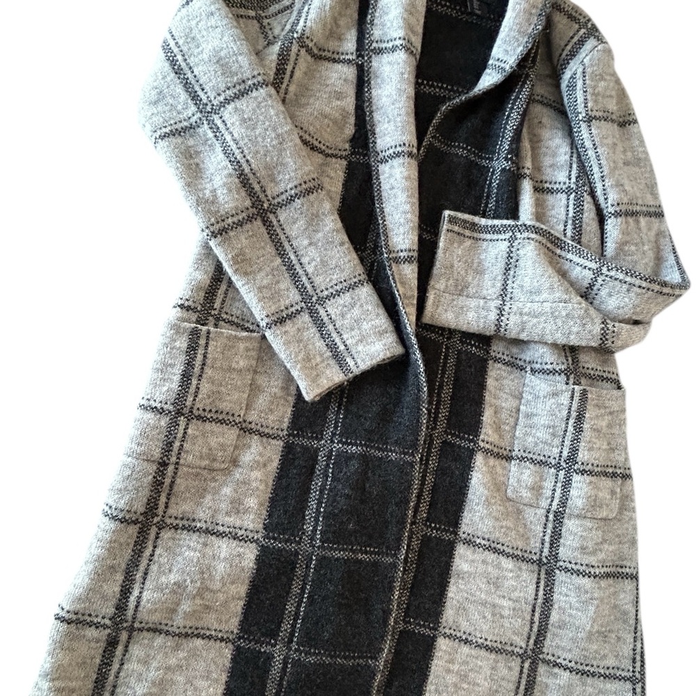 *****SOLD SOLD SOLD**** Plaid Open Front Sweater CoCharcoal Wool Blend Size L